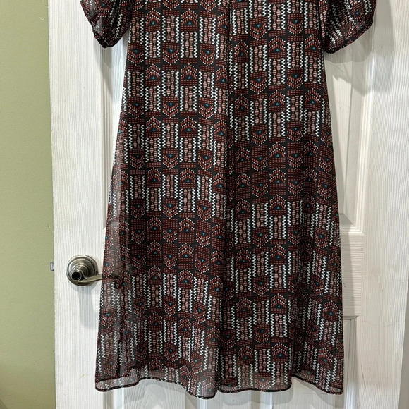 CHAPS Beautiful Dress - Picture 10 of 12